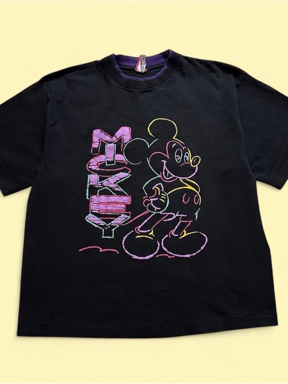 Vintage 1990s Disney Mickey Neon Outline Black T-Shirt Mens large